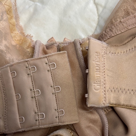 Glamorise Elegance Lacy Multi Part Wonderwire Bra - Picture 5 of 7